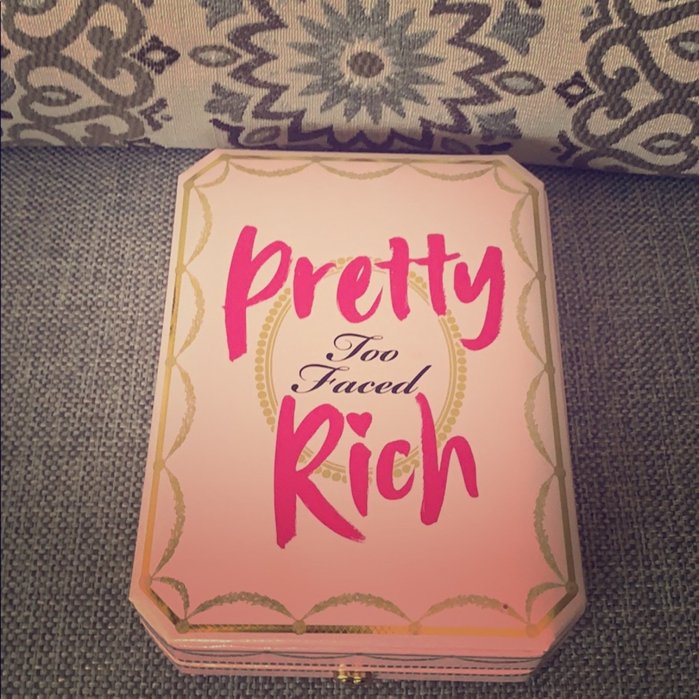 Too faced pretty rich